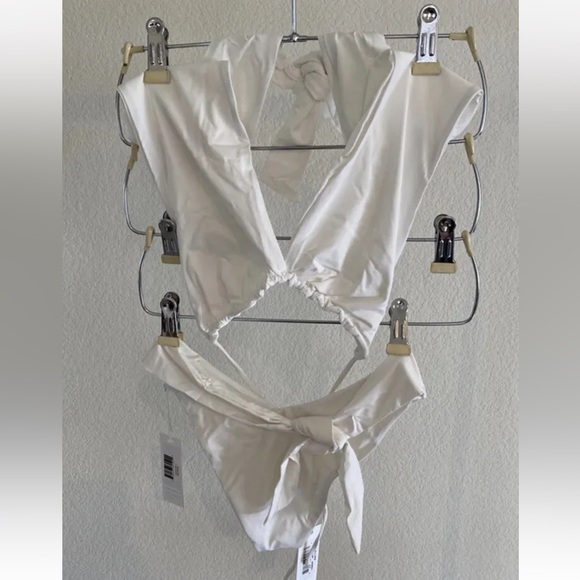 Frankie’s Bikinis Bash Bikini Set Sz Small Top and Bottom - Picture 12 of 12